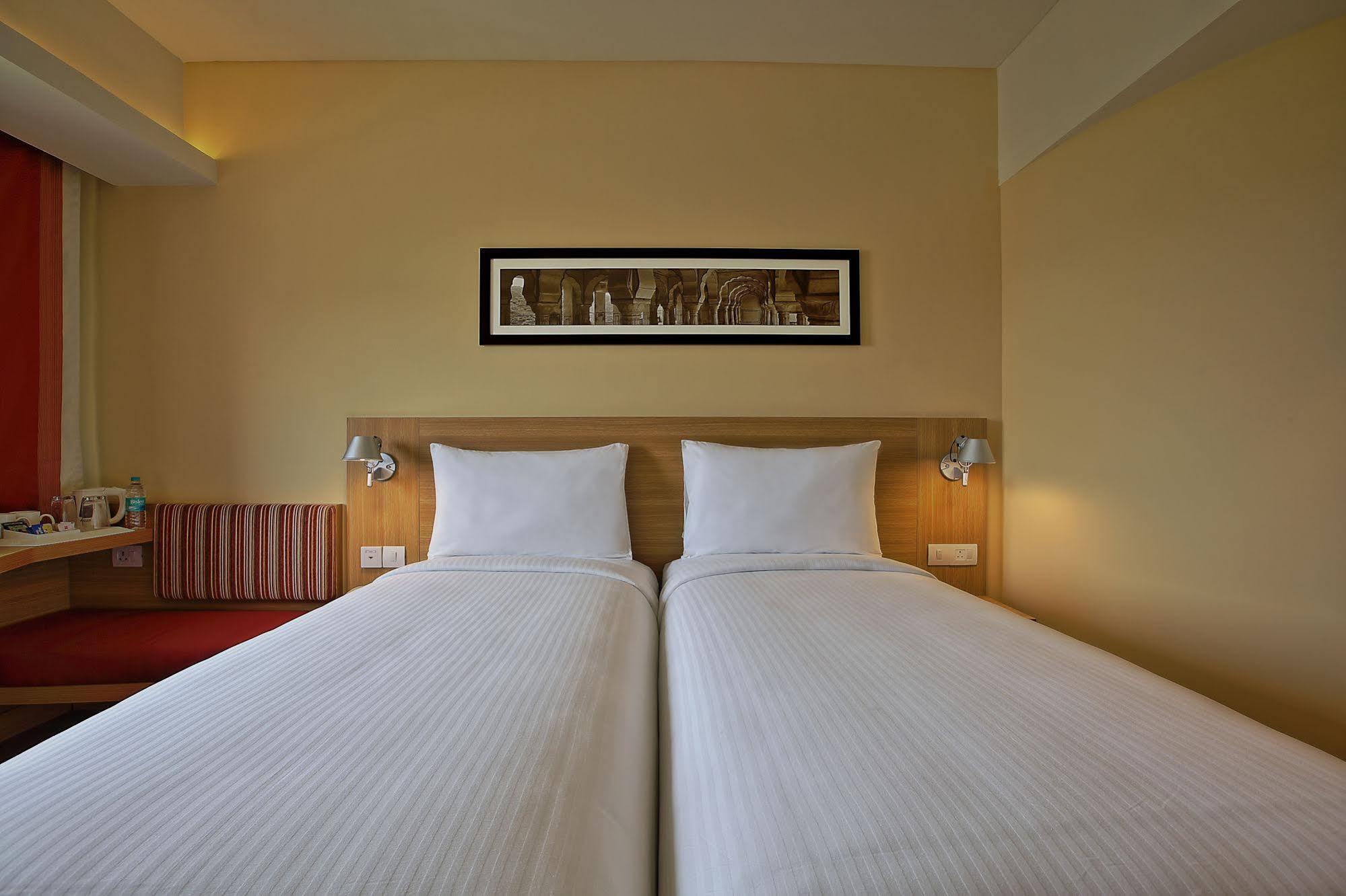 Ibis Pune Viman Nagar - An Accor Brand Buitenkant foto